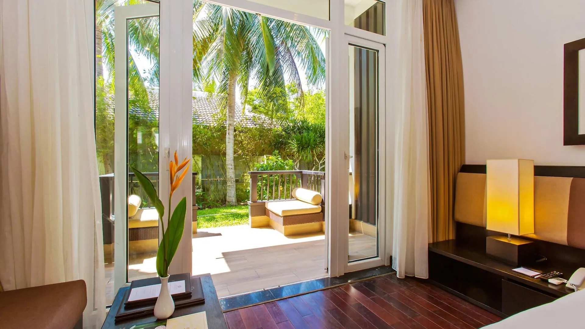 ****  Hoi An Beach Resort Vietnam