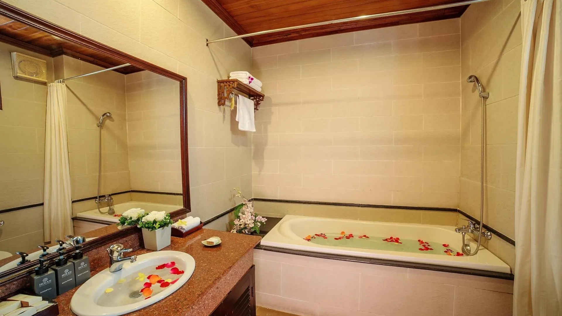 Hoi An Beach Resort