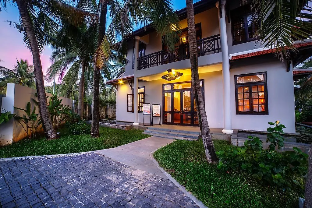 ****  Hoi An Beach Resort Vietnam