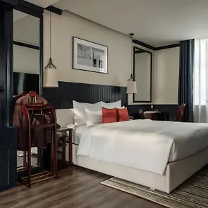 Kin Dong Du 4*, Thành Pho Ho Chí Minh Vietnam